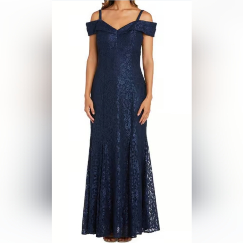 R M Richards Elegant Dress Size 16 Navy Shimmering Lace Lined Inside Beautiful